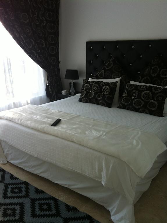 جوهانسبورغ 130 Market Bed And Breakfast الغرفة الصورة